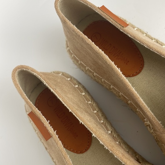 Wild Diva lounge size 7 NWOT - Picture 2 of 4